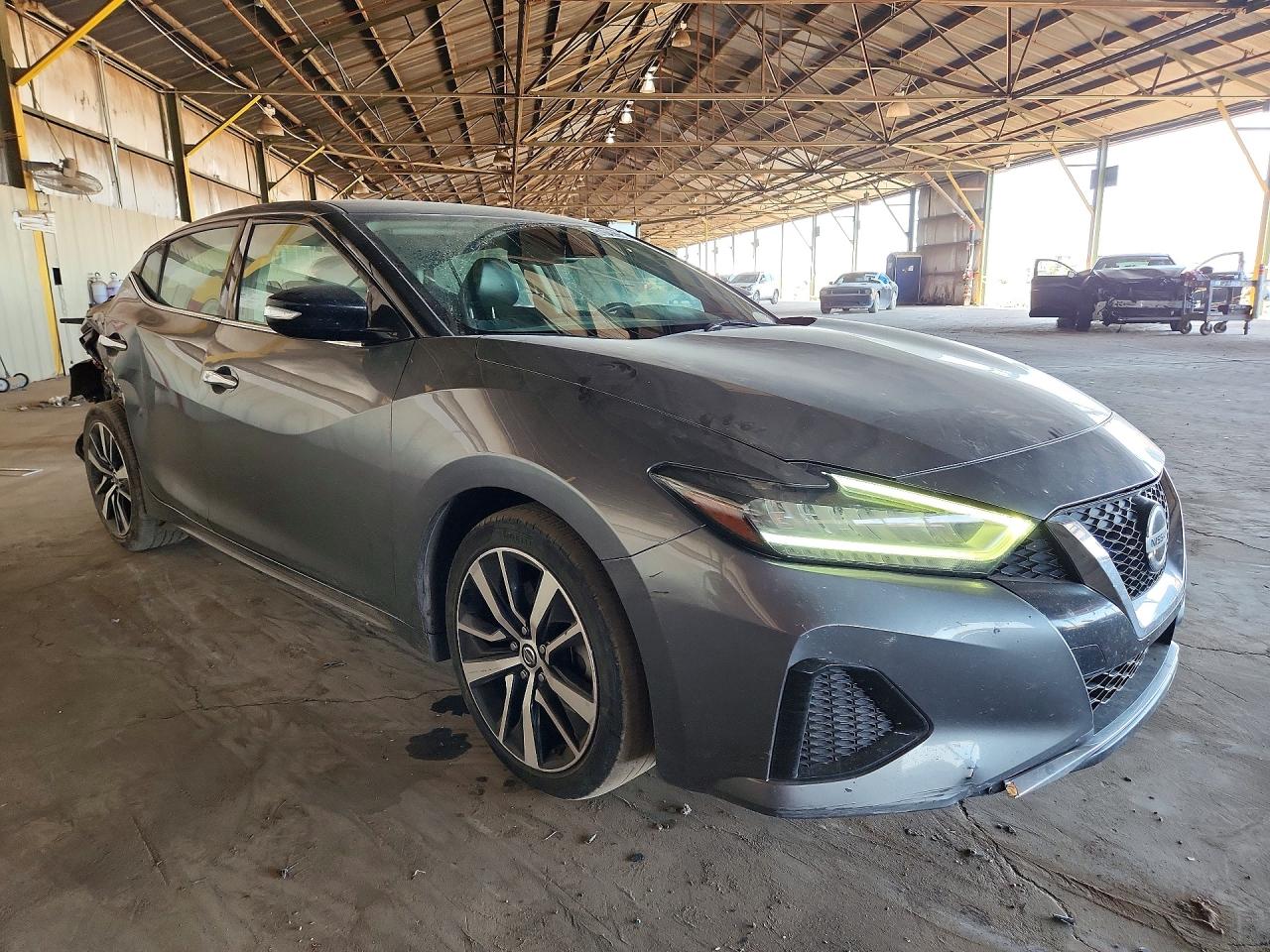 Nissan Maxima Sv