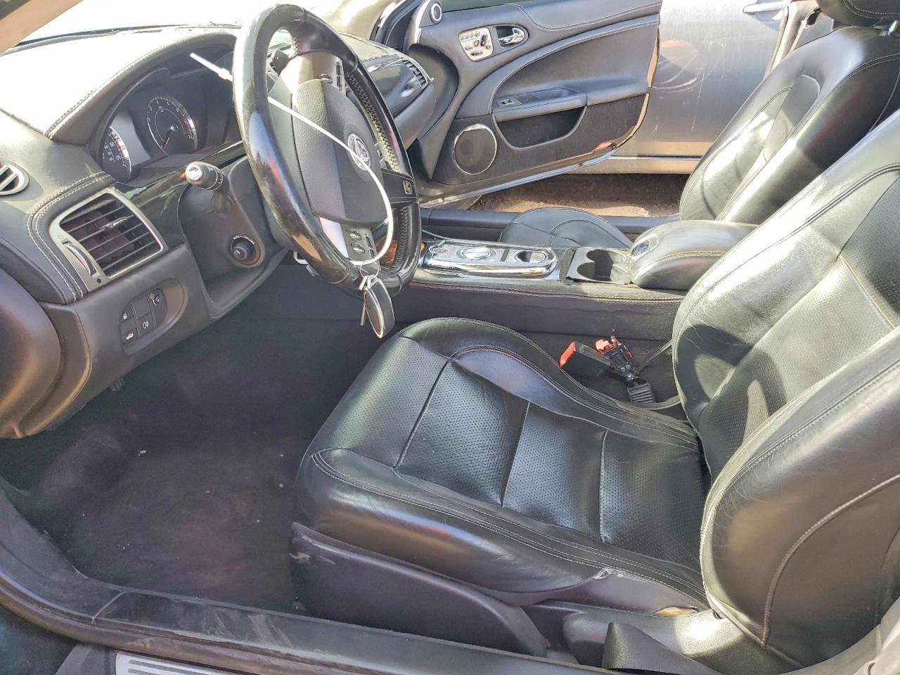 Jaguar XKR