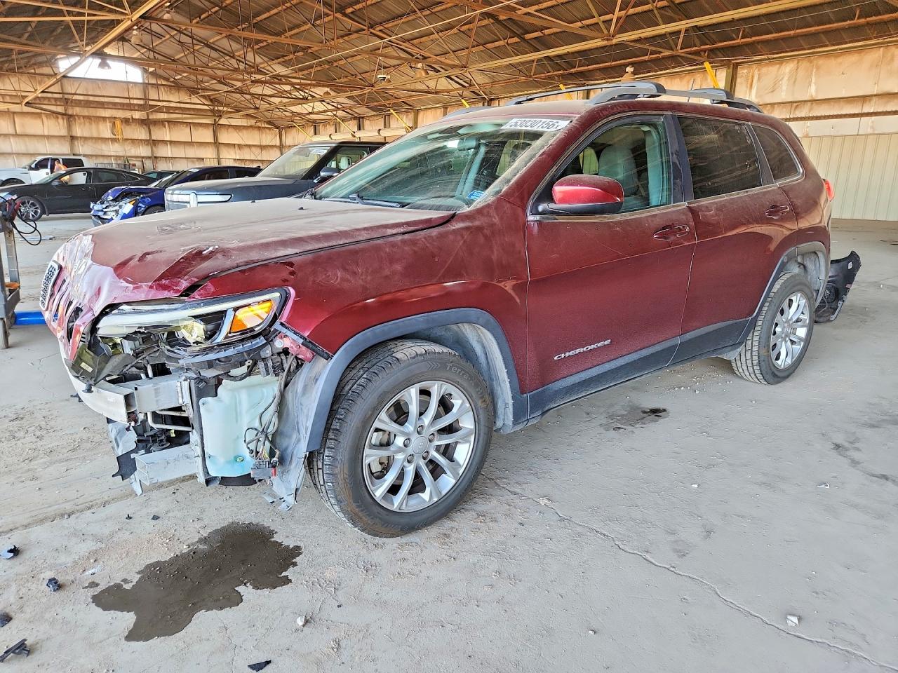 Salvage Jeep Cherokee Image
