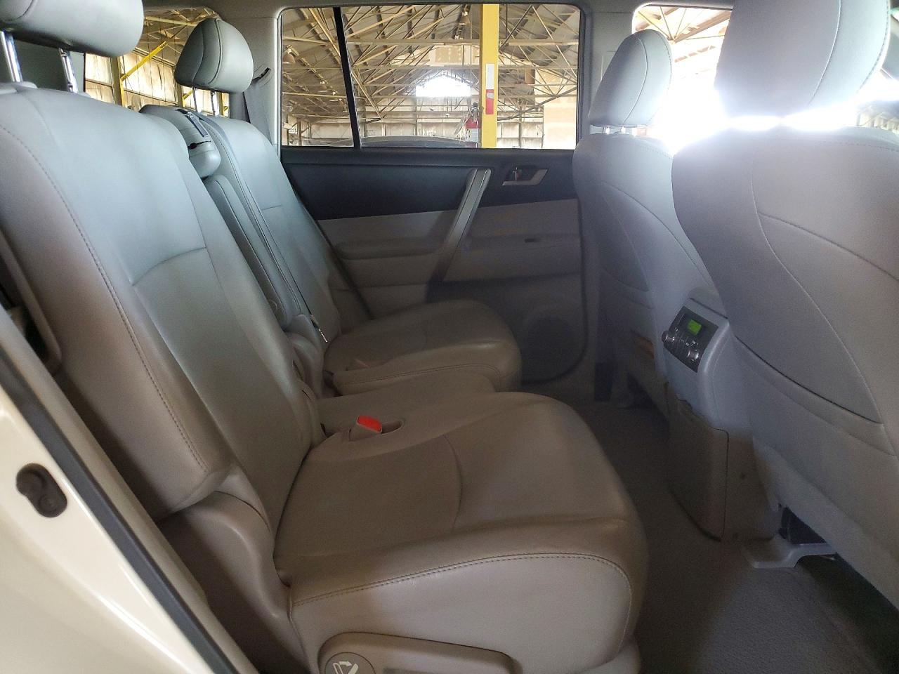 Toyota Highlander Se