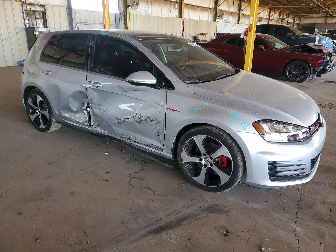Volkswagen GTI S