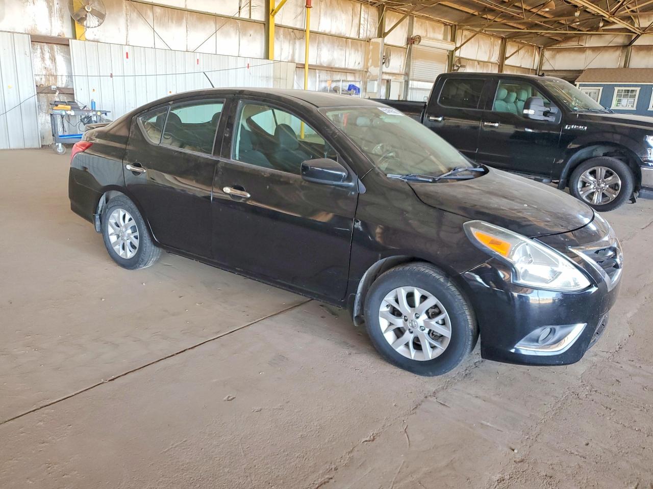 Nissan Versa 1.6 S