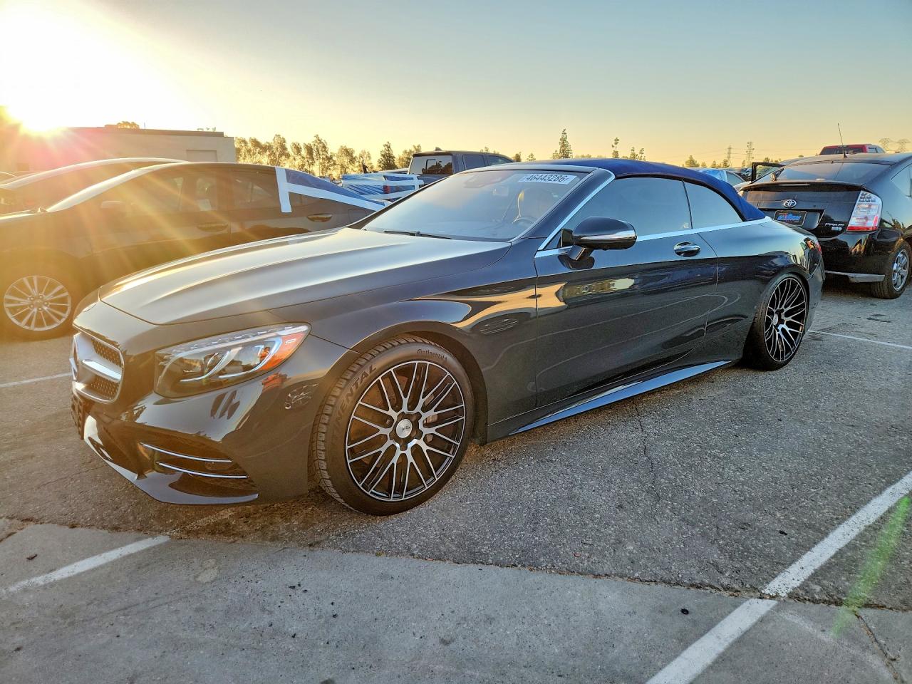 Salvage Mercedes-Benz S-Class Image