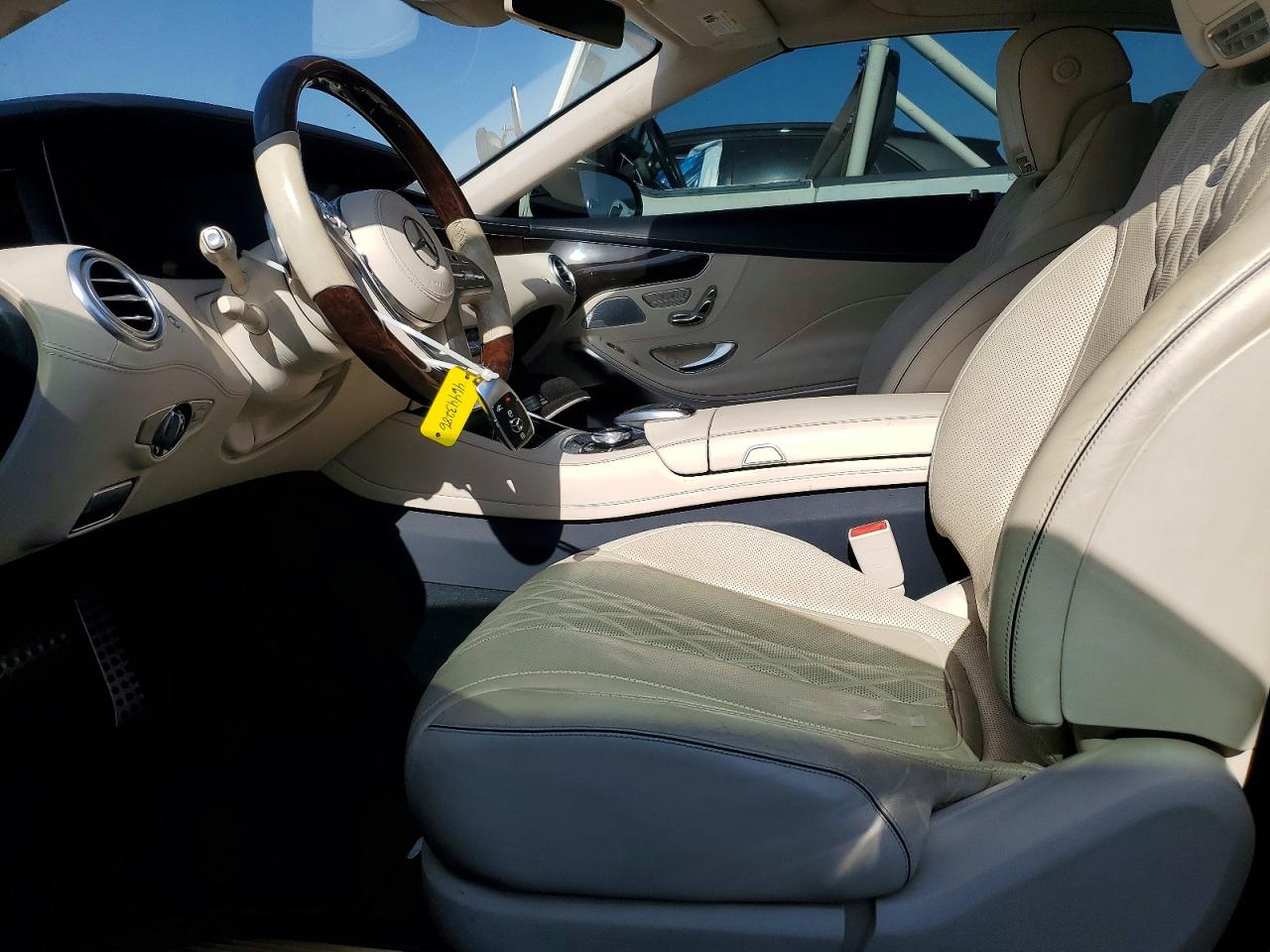 Mercedes-Benz S-Class 560