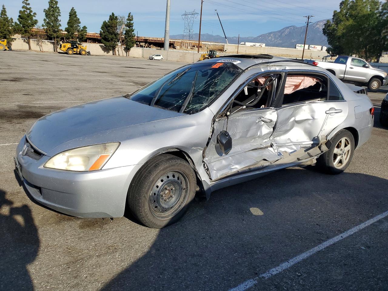 Salvage Honda Accord Image