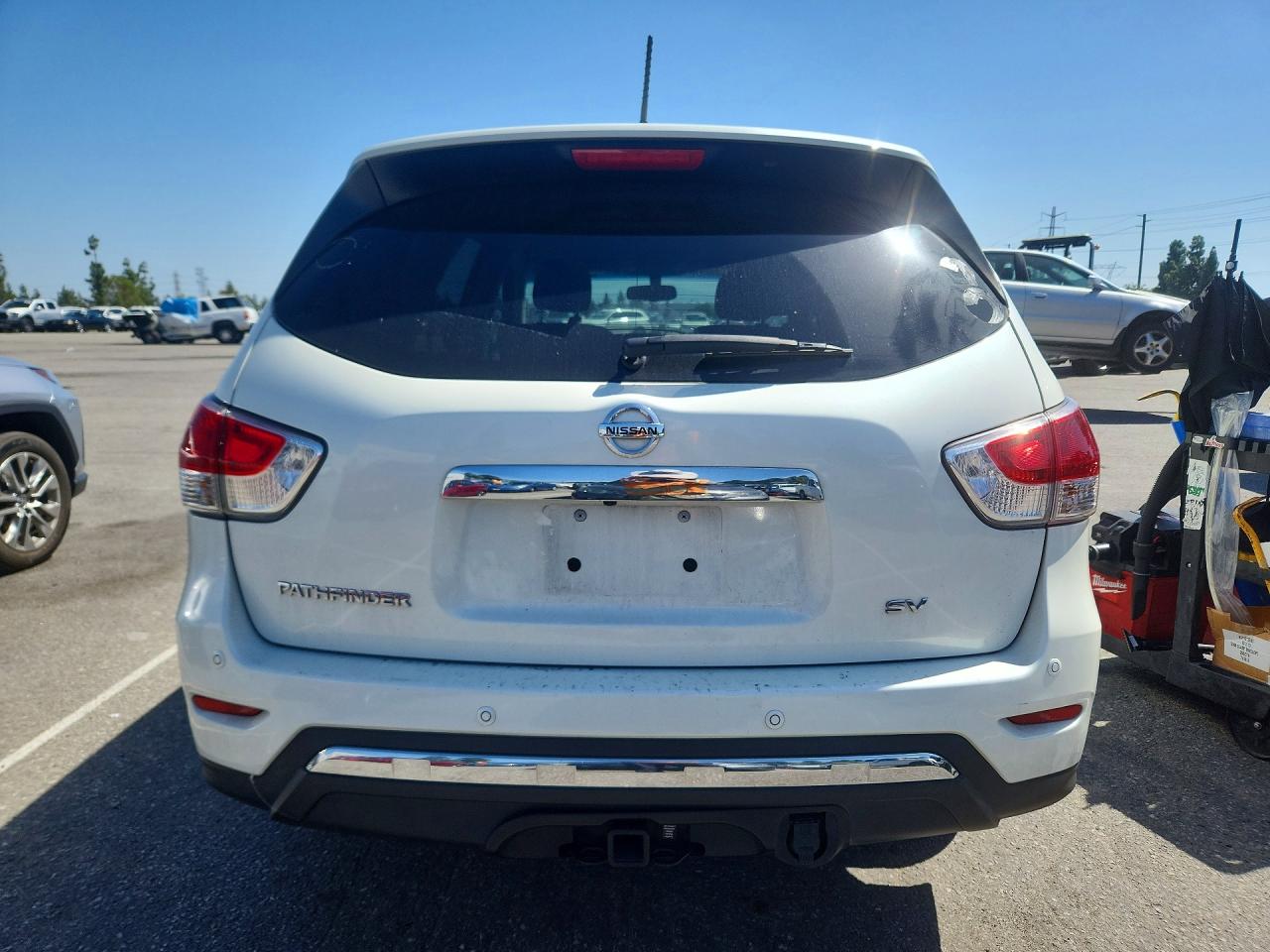Nissan Pathfinder Sv
