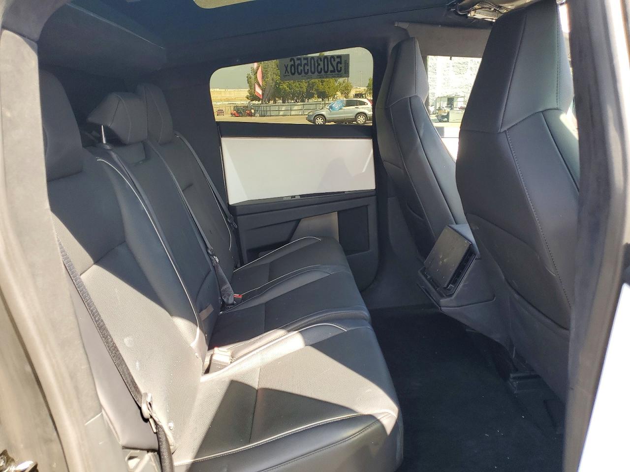 Tesla Cybertruck