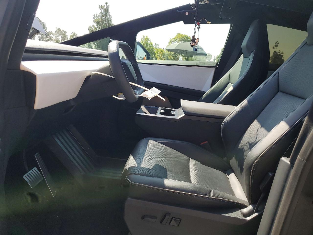 Tesla Cybertruck