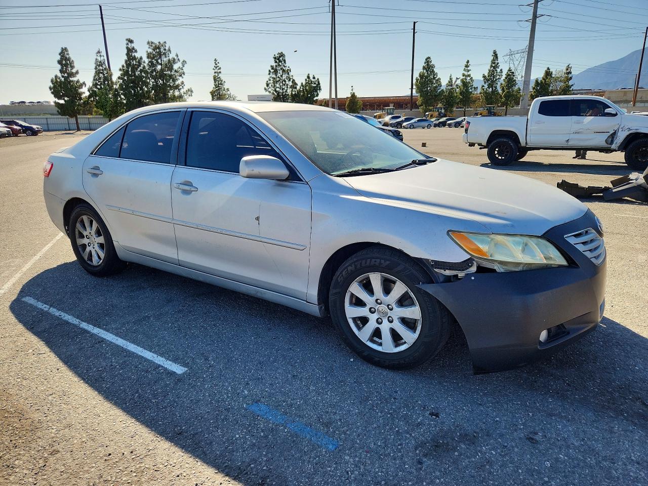 Toyota Camry Xle V6