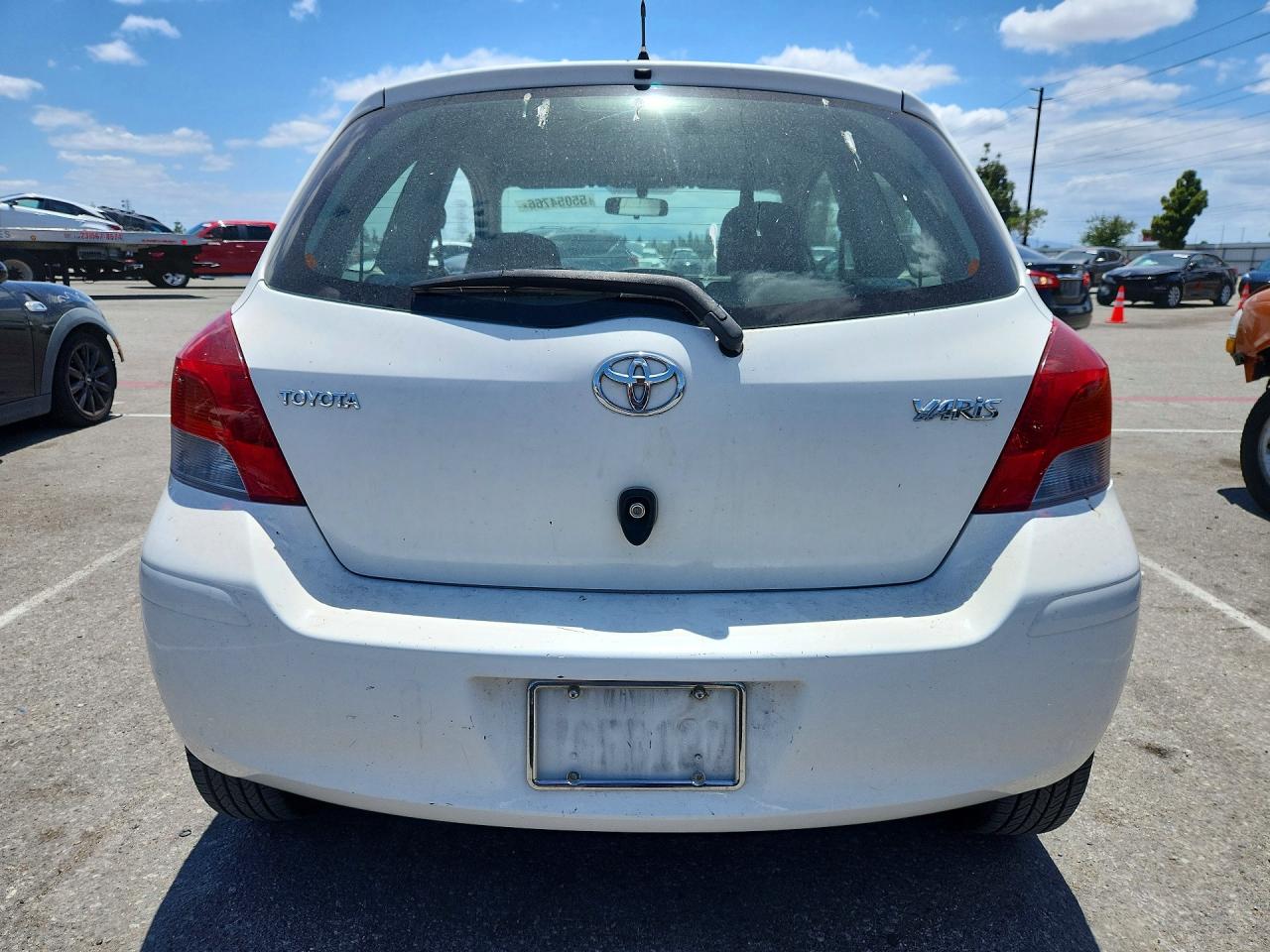 Toyota Yaris Base