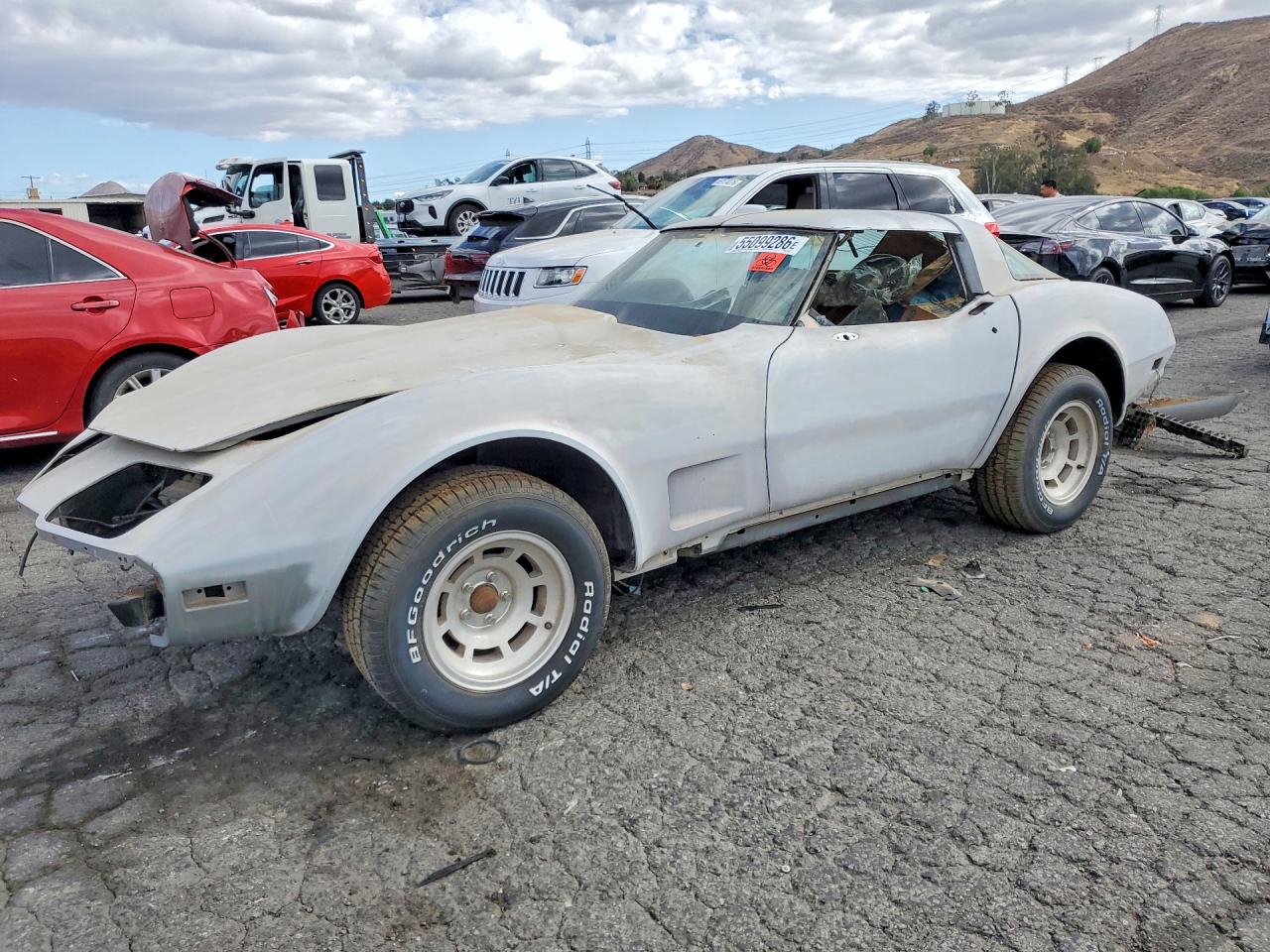 Salvage Chevrolet Corvette Image