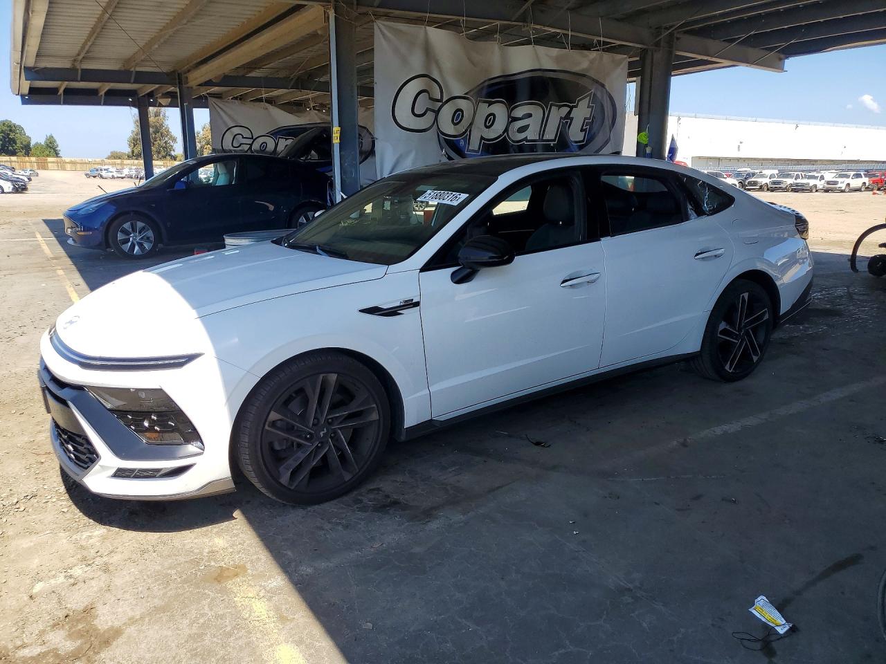 Salvage Hyundai SONATA Image