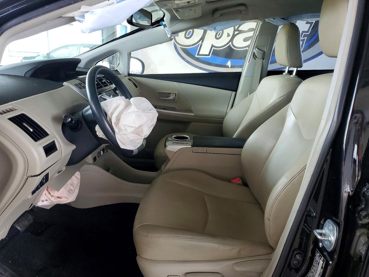 Toyota Prius Five