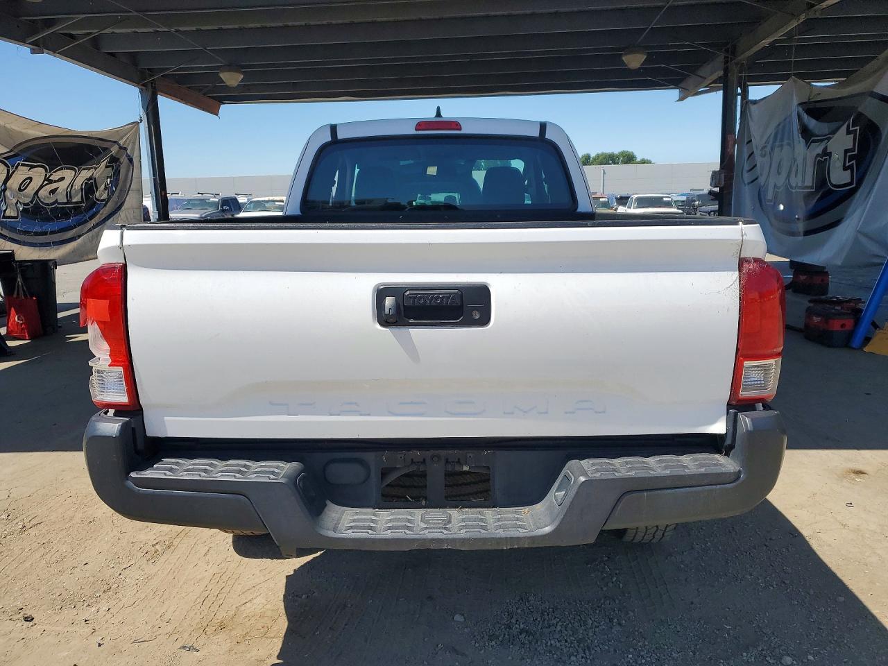 Toyota Tacoma Sr