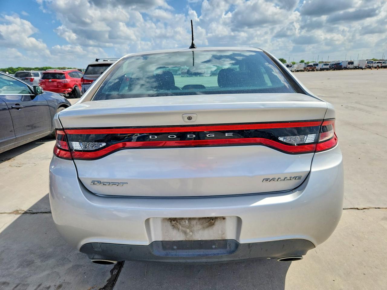Dodge Dart Sxt