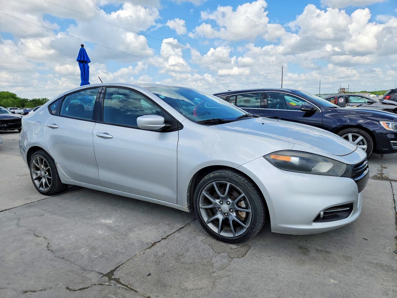 Dodge Dart Sxt