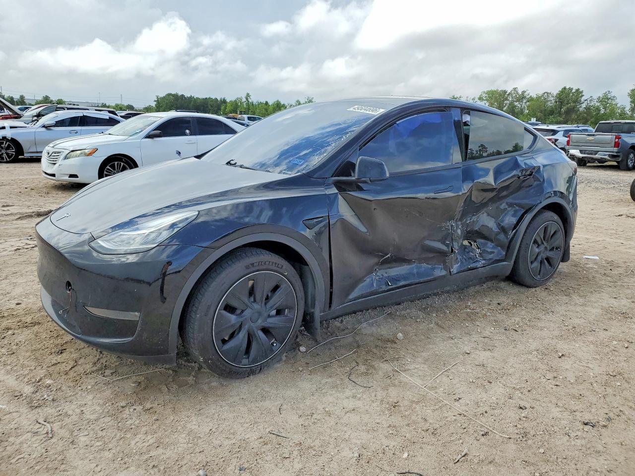 Salvage Tesla Model Y Image