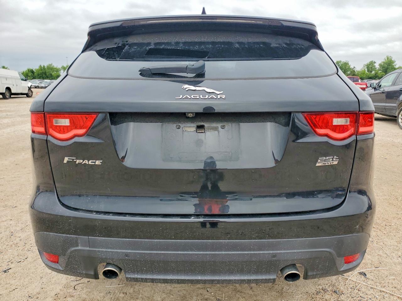 Jaguar F-PACE Premium