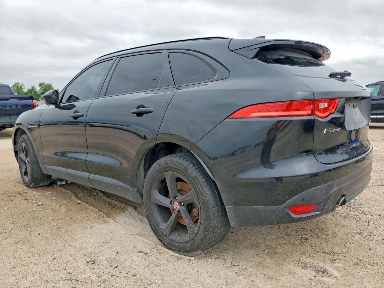 Jaguar F-PACE Premium