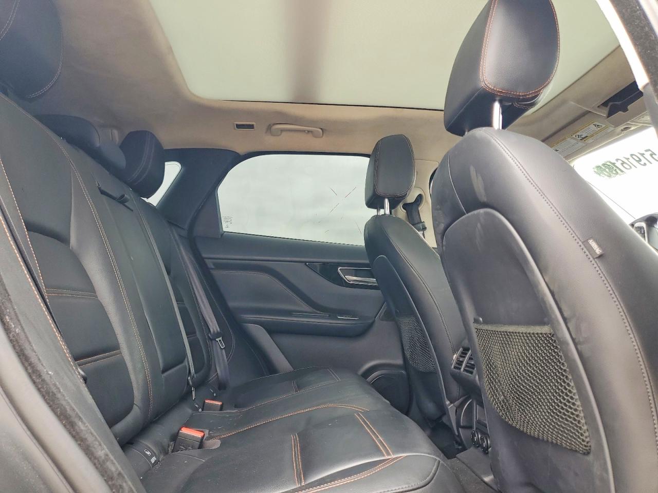 Jaguar F-PACE Premium