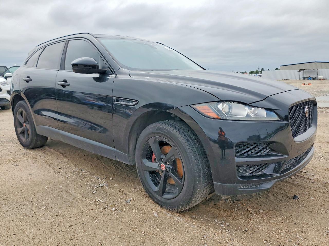 Jaguar F-PACE Premium