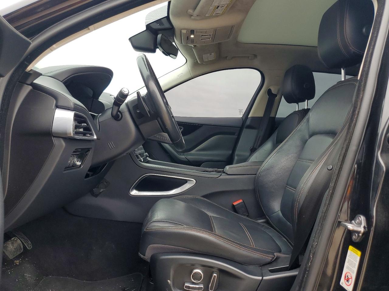Jaguar F-PACE Premium