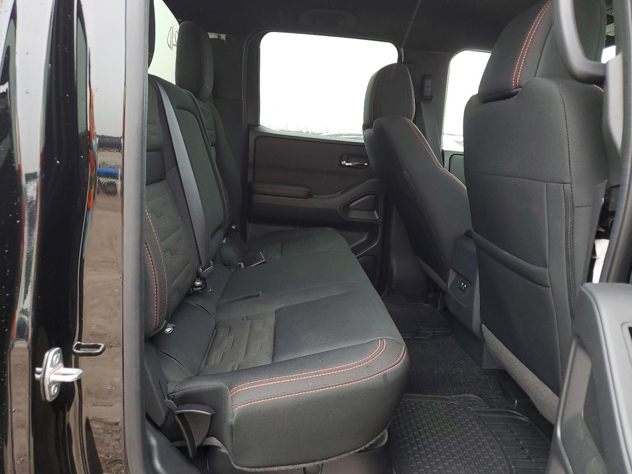 Nissan Frontier Pro-x