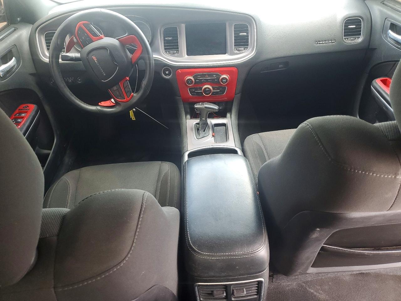 Dodge Charger Sxt