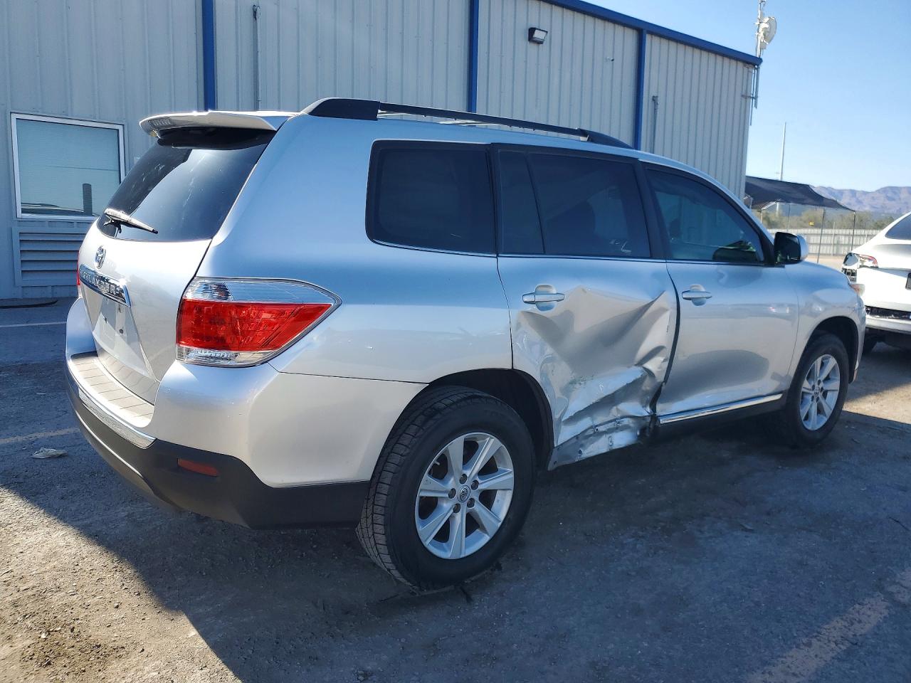 Toyota Highlander Plus
