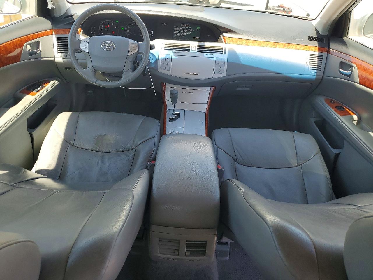 Toyota Avalon Xls