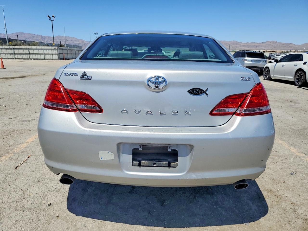 Toyota Avalon Xls