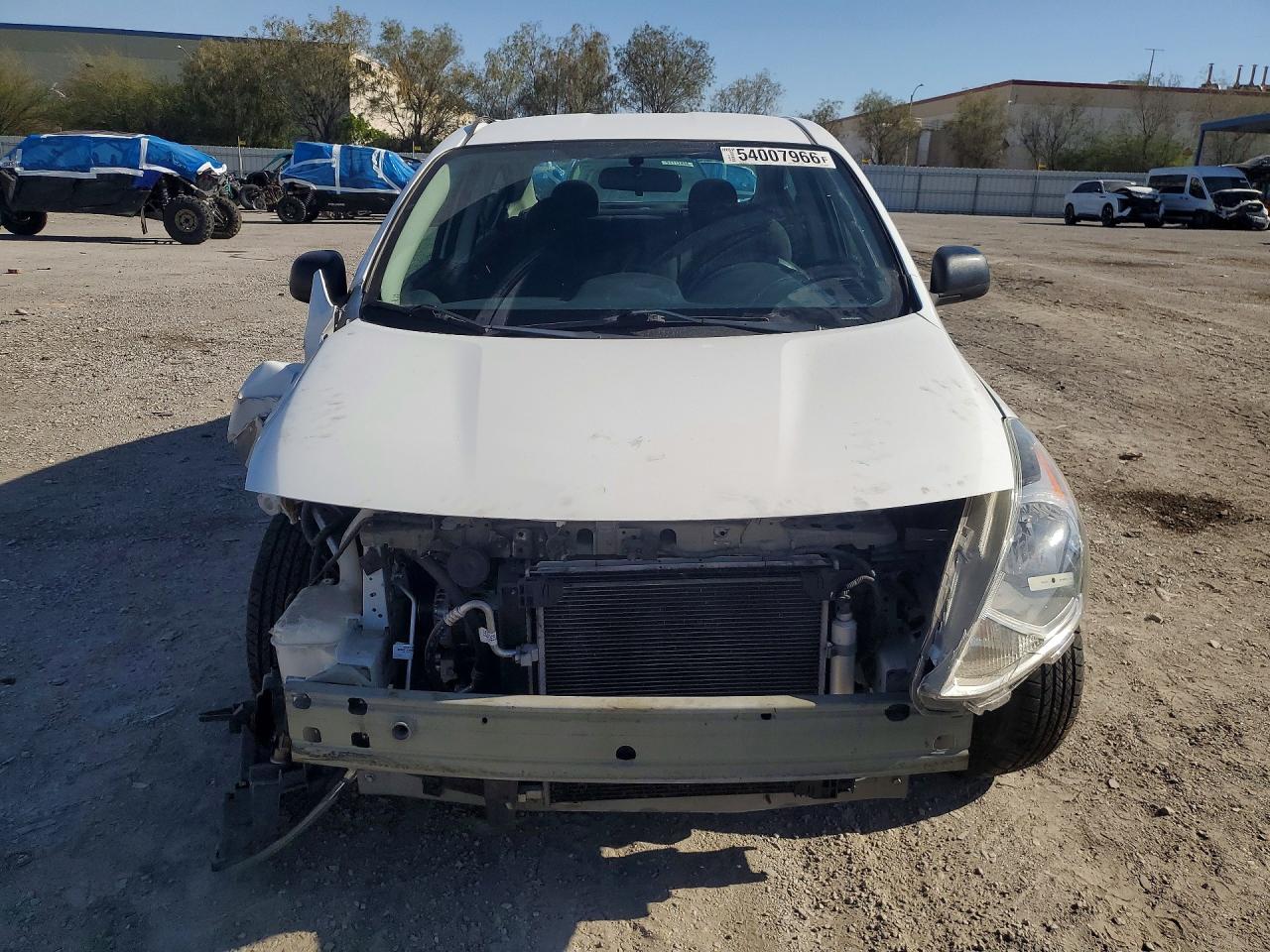Nissan Versa 1.6 S Plus