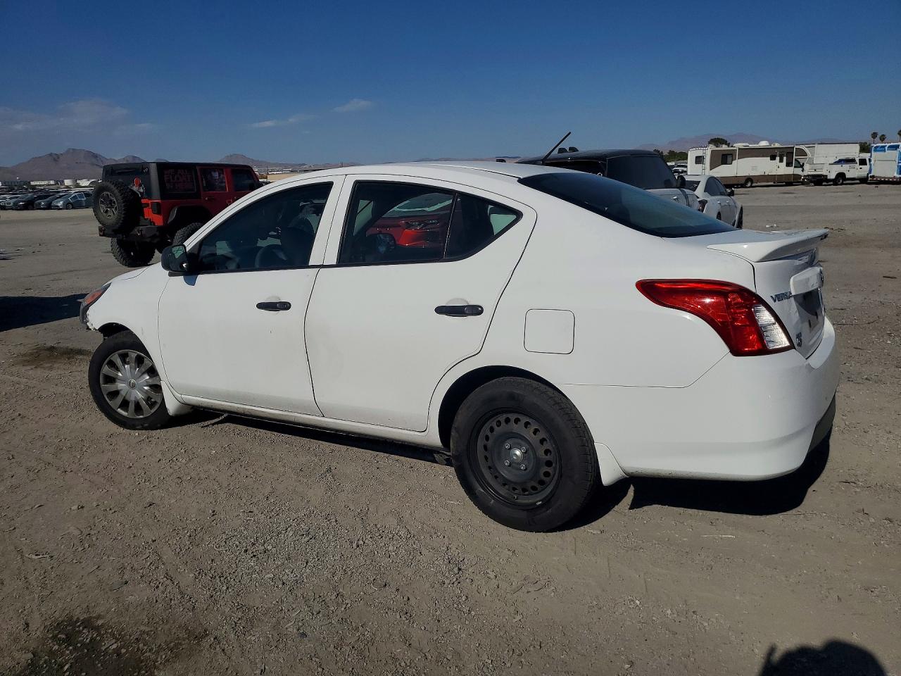 Nissan Versa 1.6 S Plus
