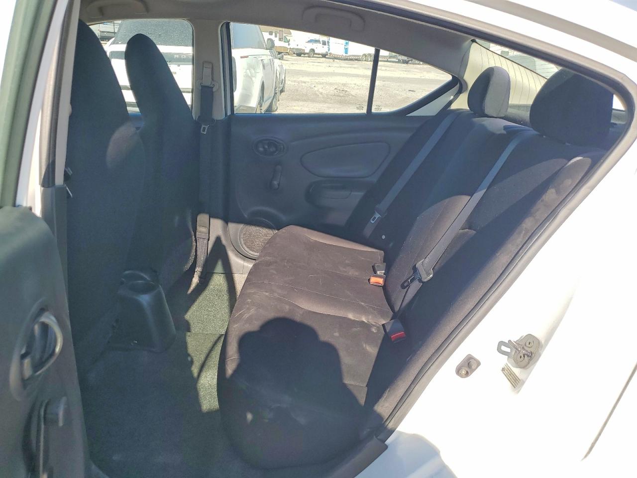 Nissan Versa 1.6 S Plus