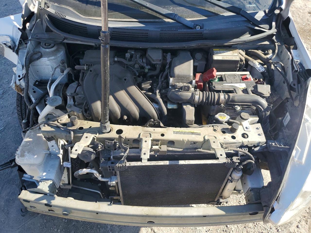 Nissan Versa 1.6 S Plus