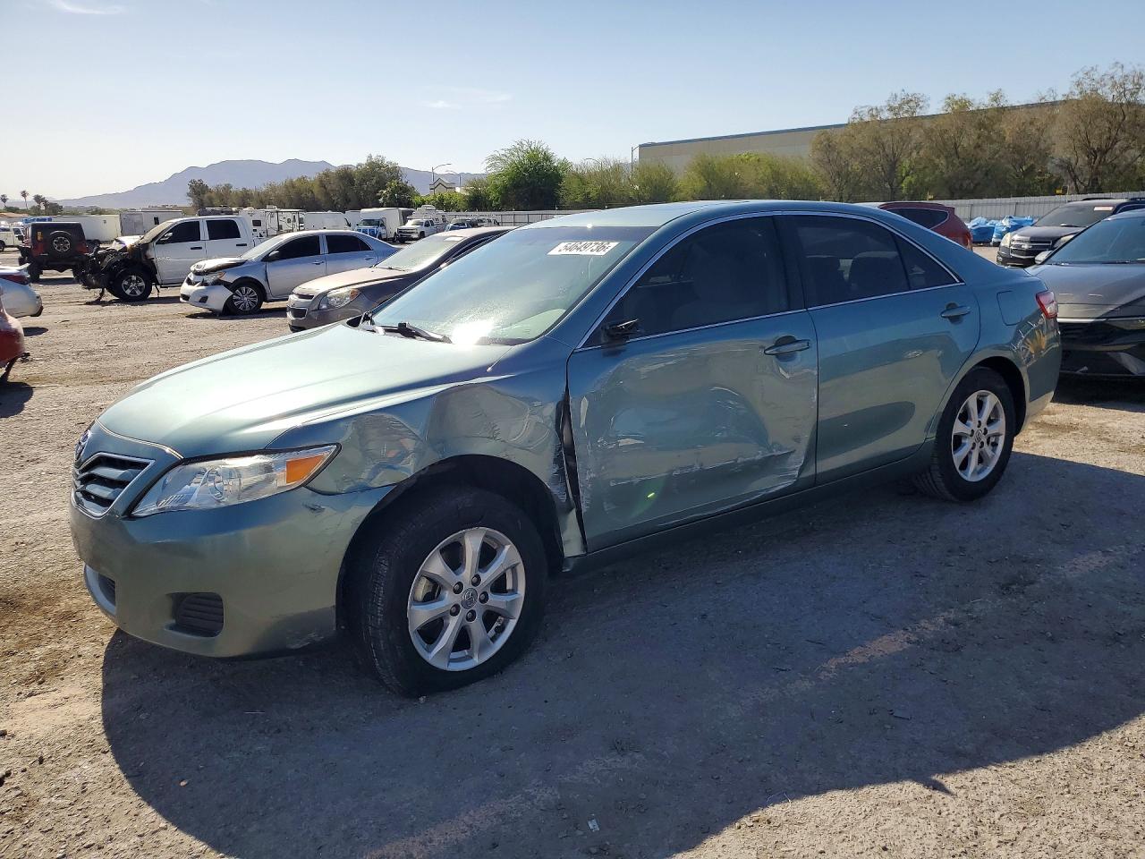 Salvage Toyota Camry Image