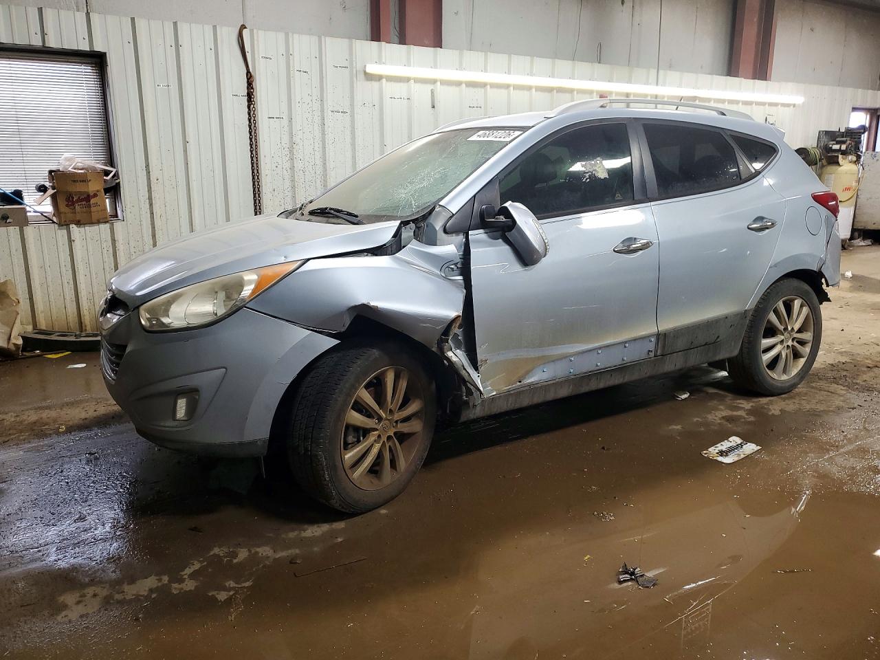Salvage Hyundai TUCSON Image