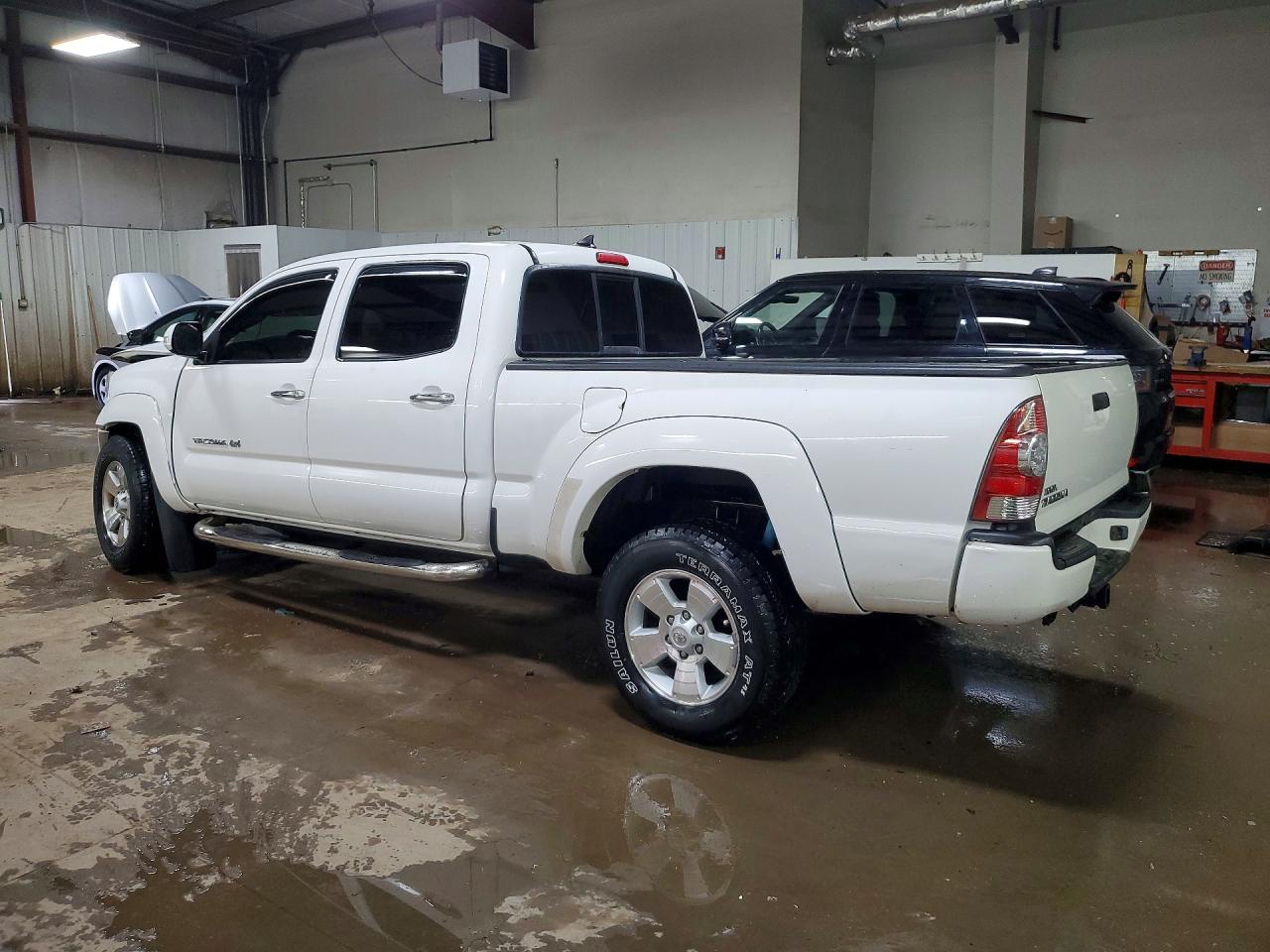 Toyota Tacoma V6