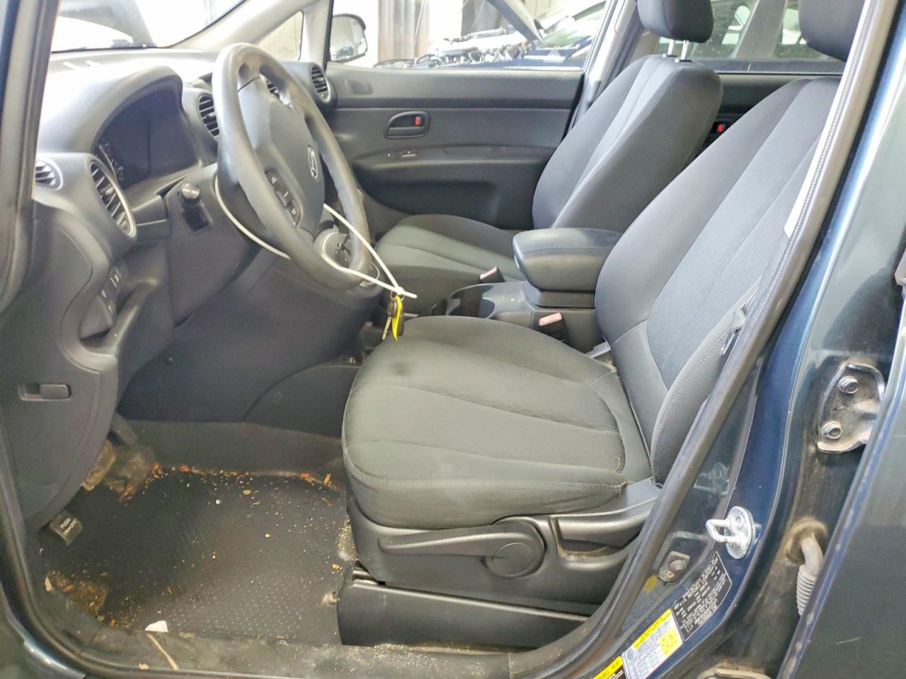 Kia Rondo Lx