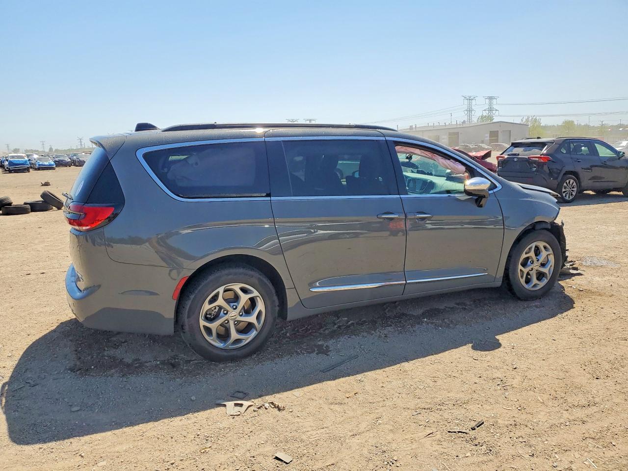 Chrysler Pacifica Limited