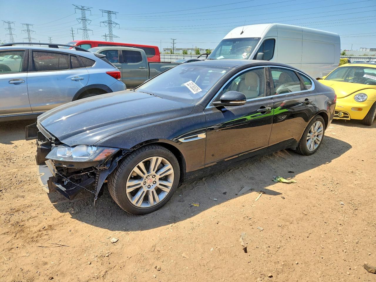 Salvage Jaguar XF Image