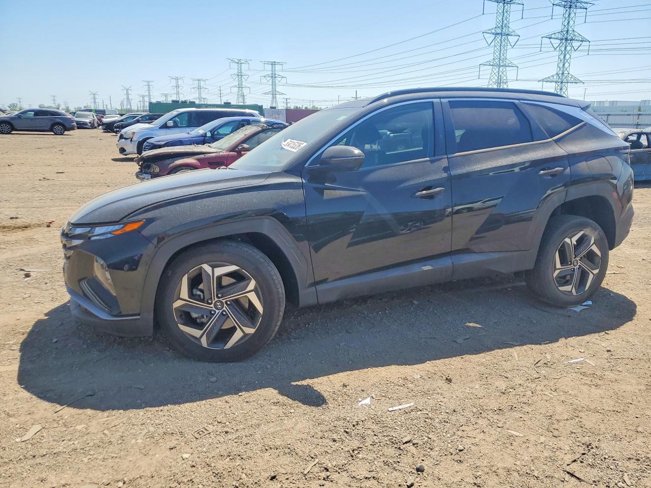Salvage Hyundai TUCSON Image
