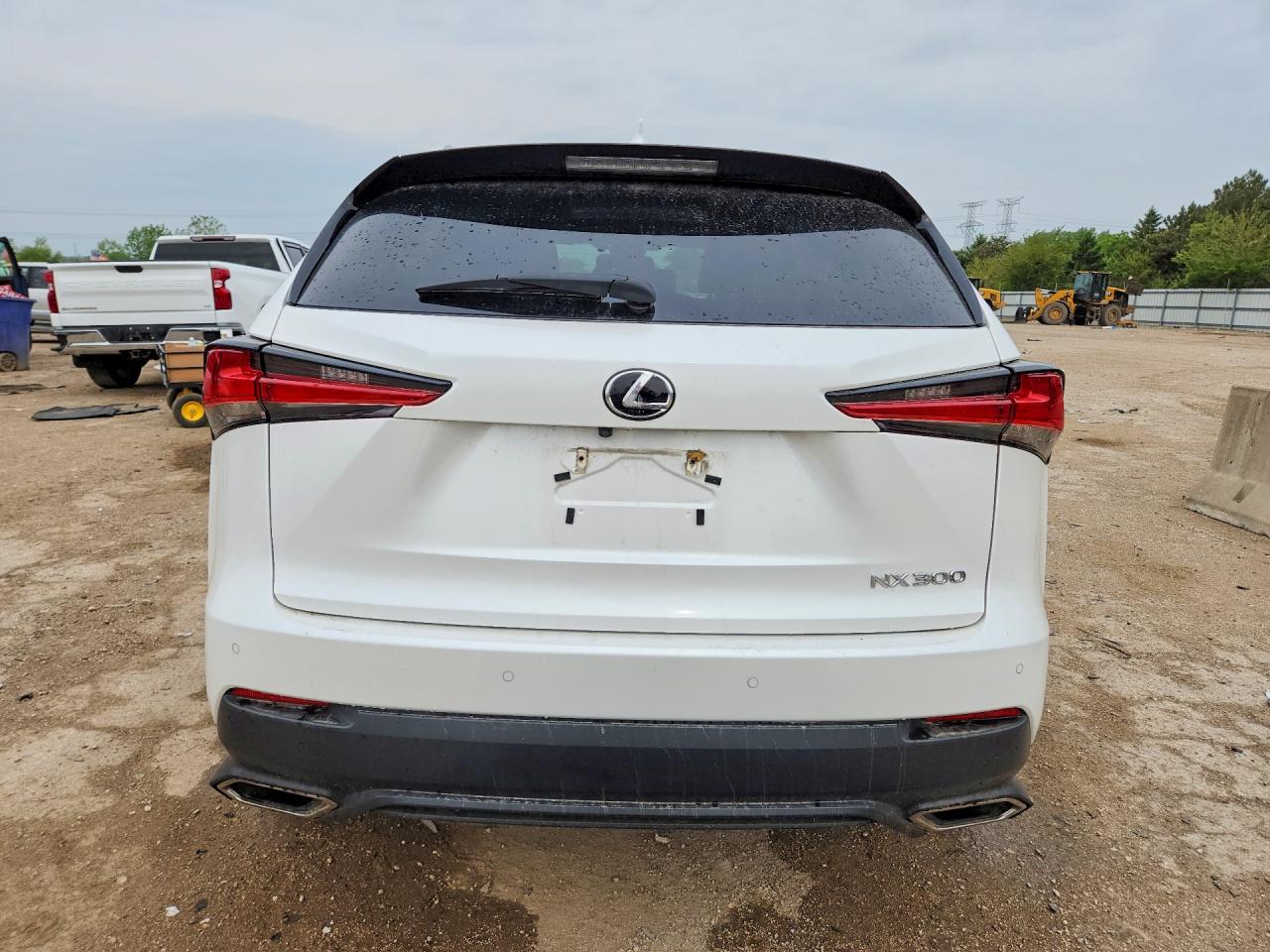 Lexus NX Base