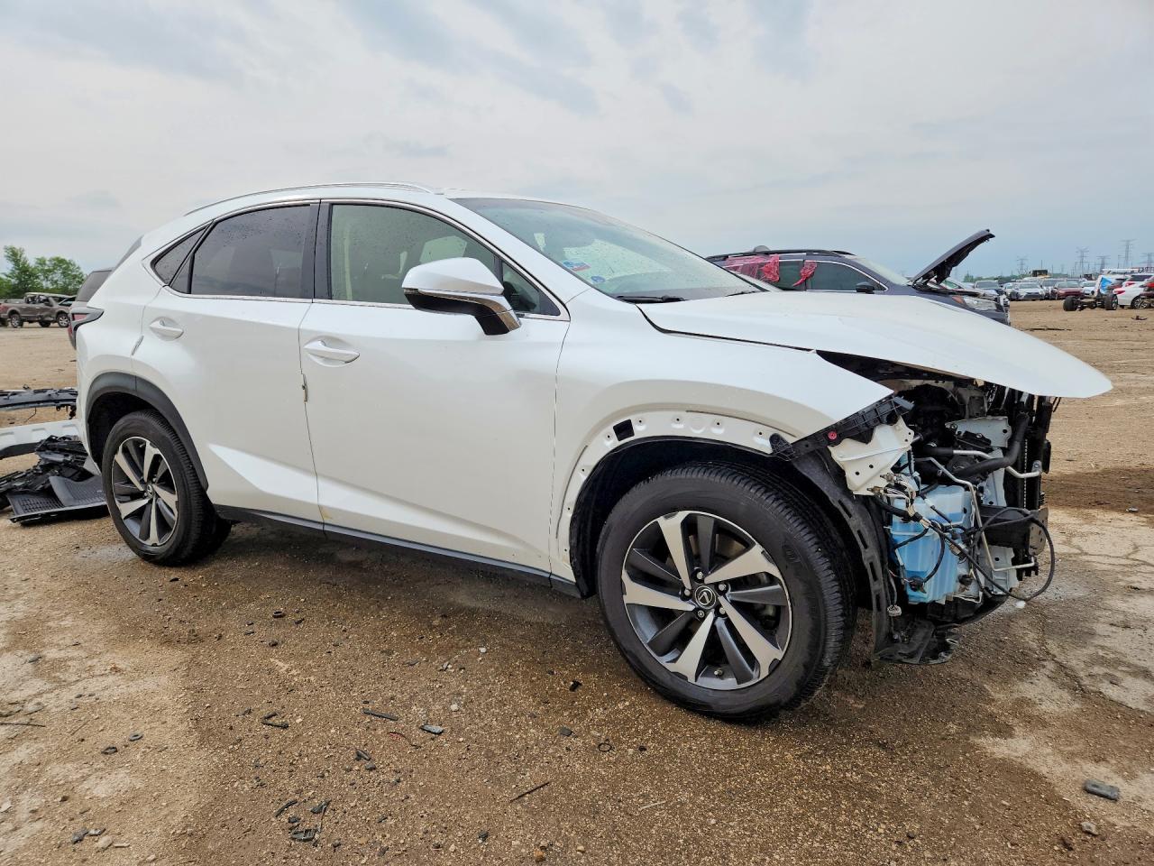Lexus NX Base