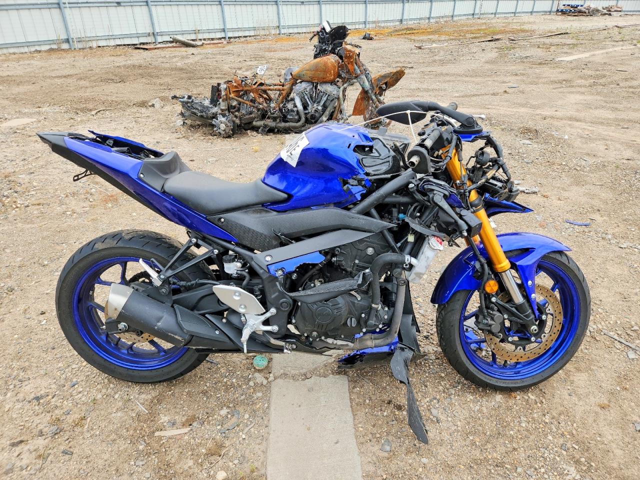 Salvage Yamaha Yzf600 Image