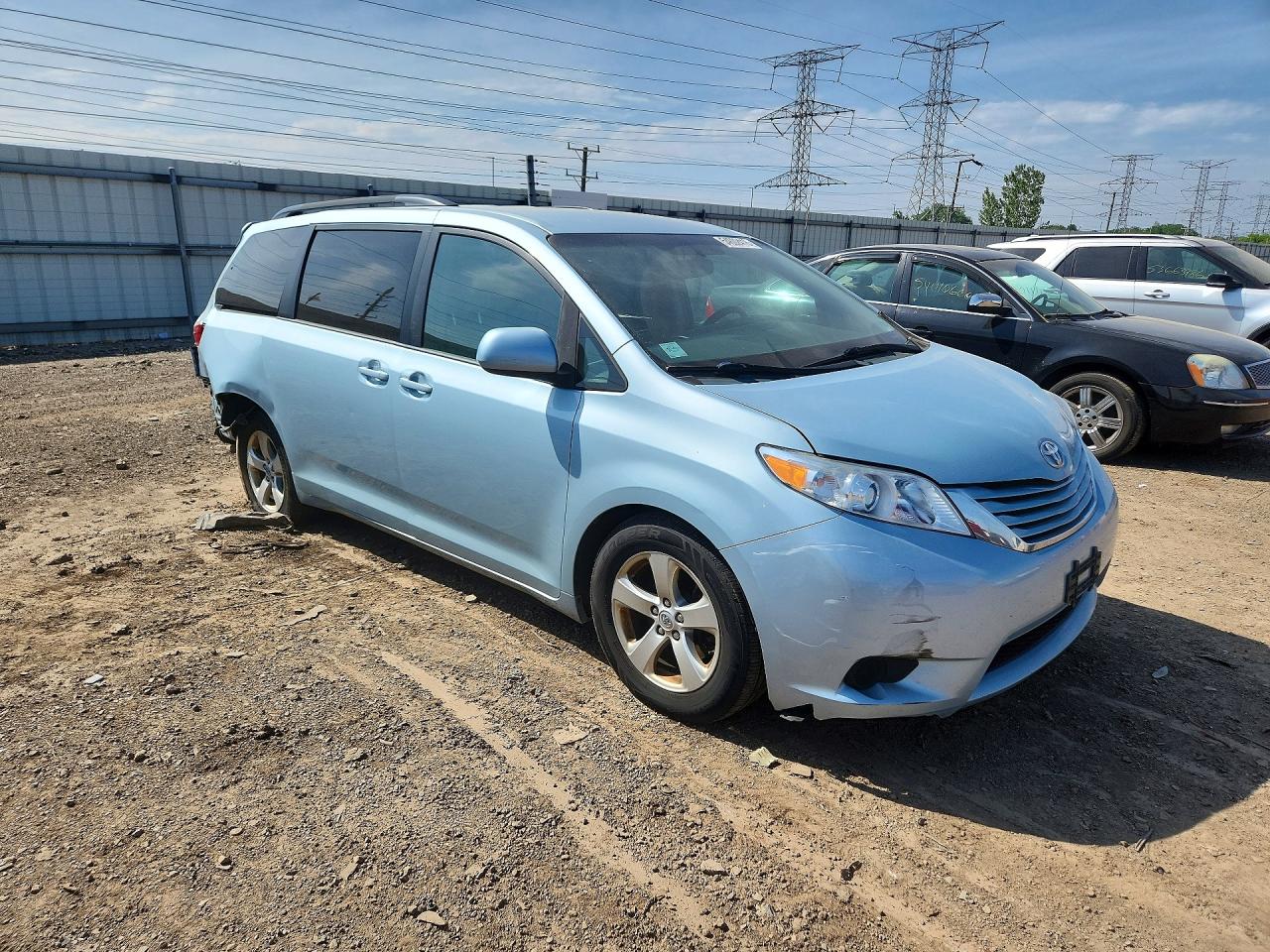 Toyota Sienna Le