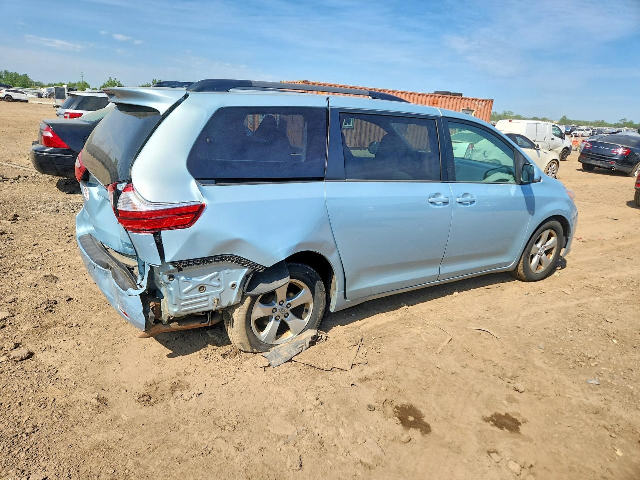 Toyota Sienna Le