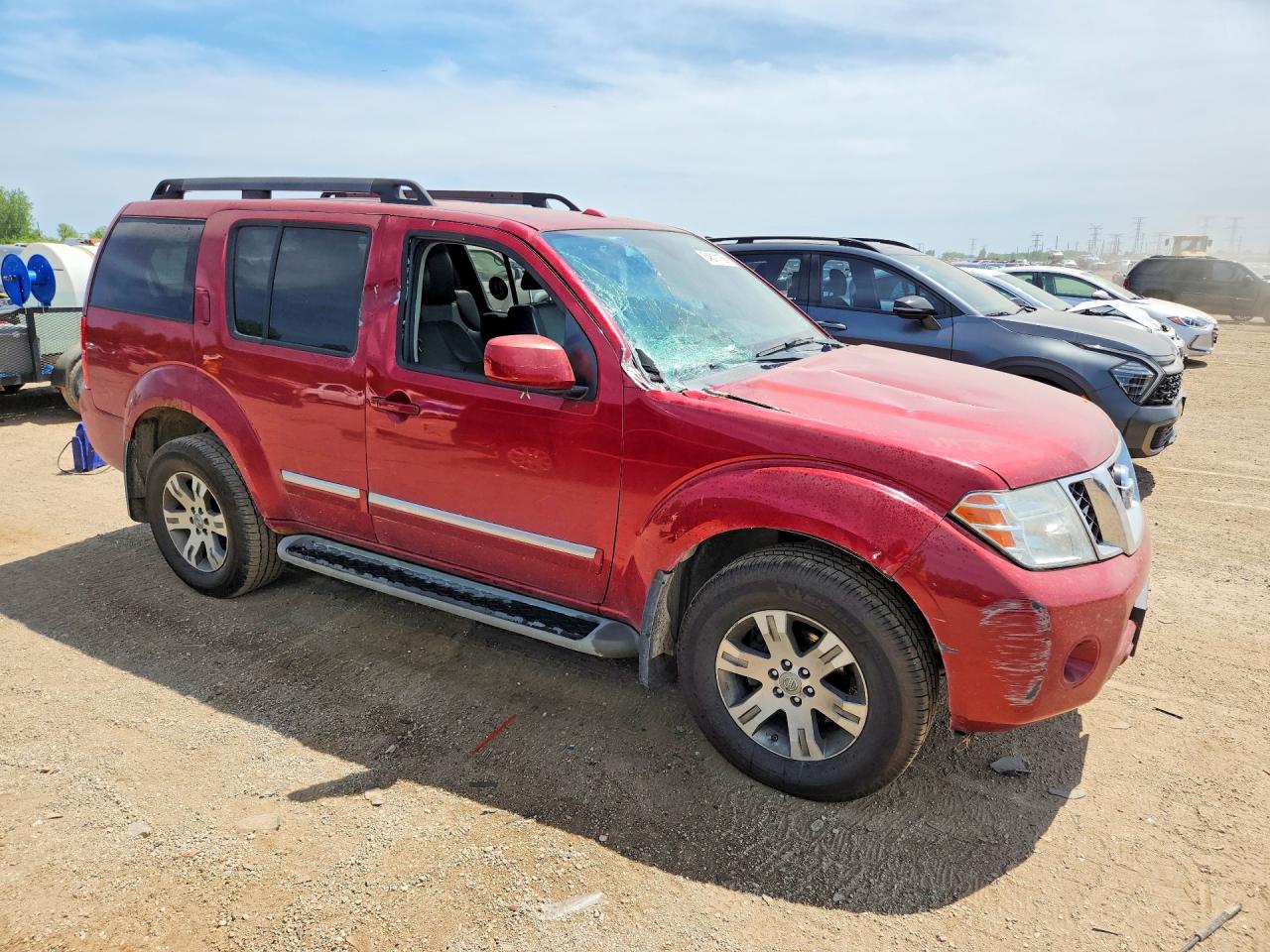 Nissan Pathfinder S