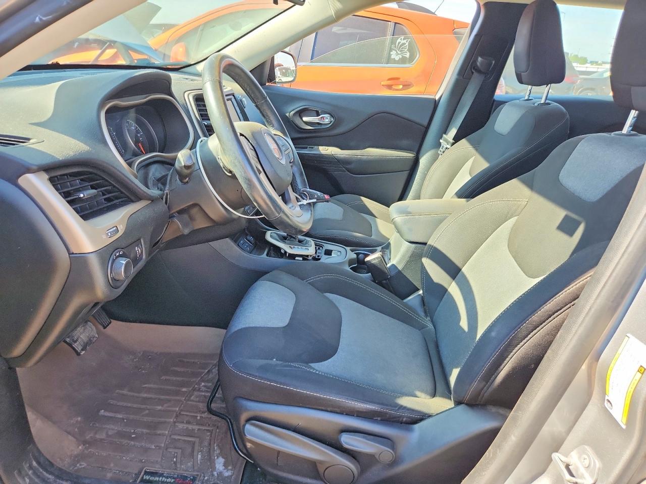 Jeep Cherokee Sport