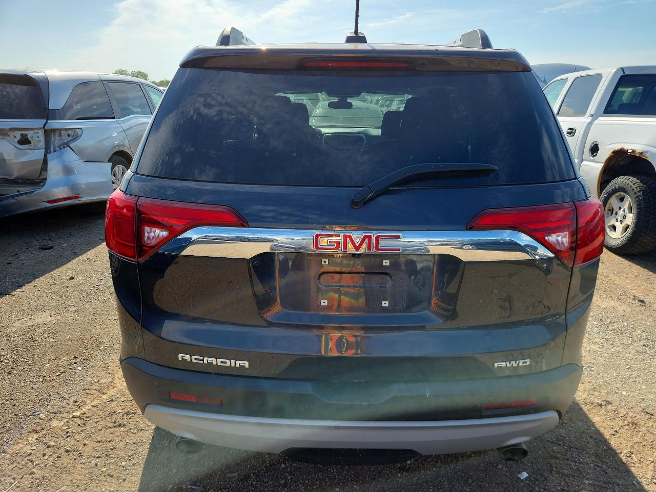 GMC Acadia Sle